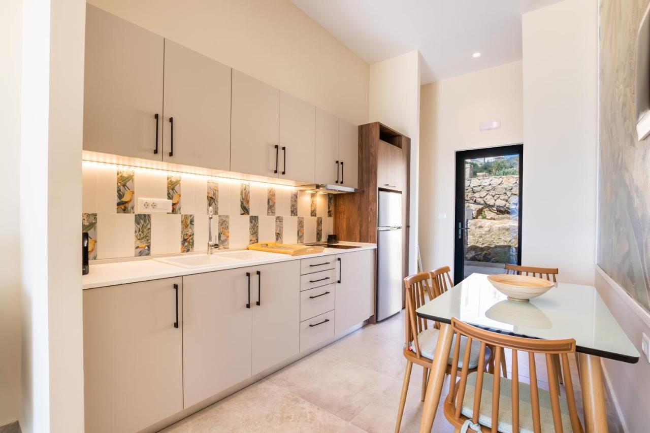 Euphoria Suites Lakki  ภายนอก รูปภาพ