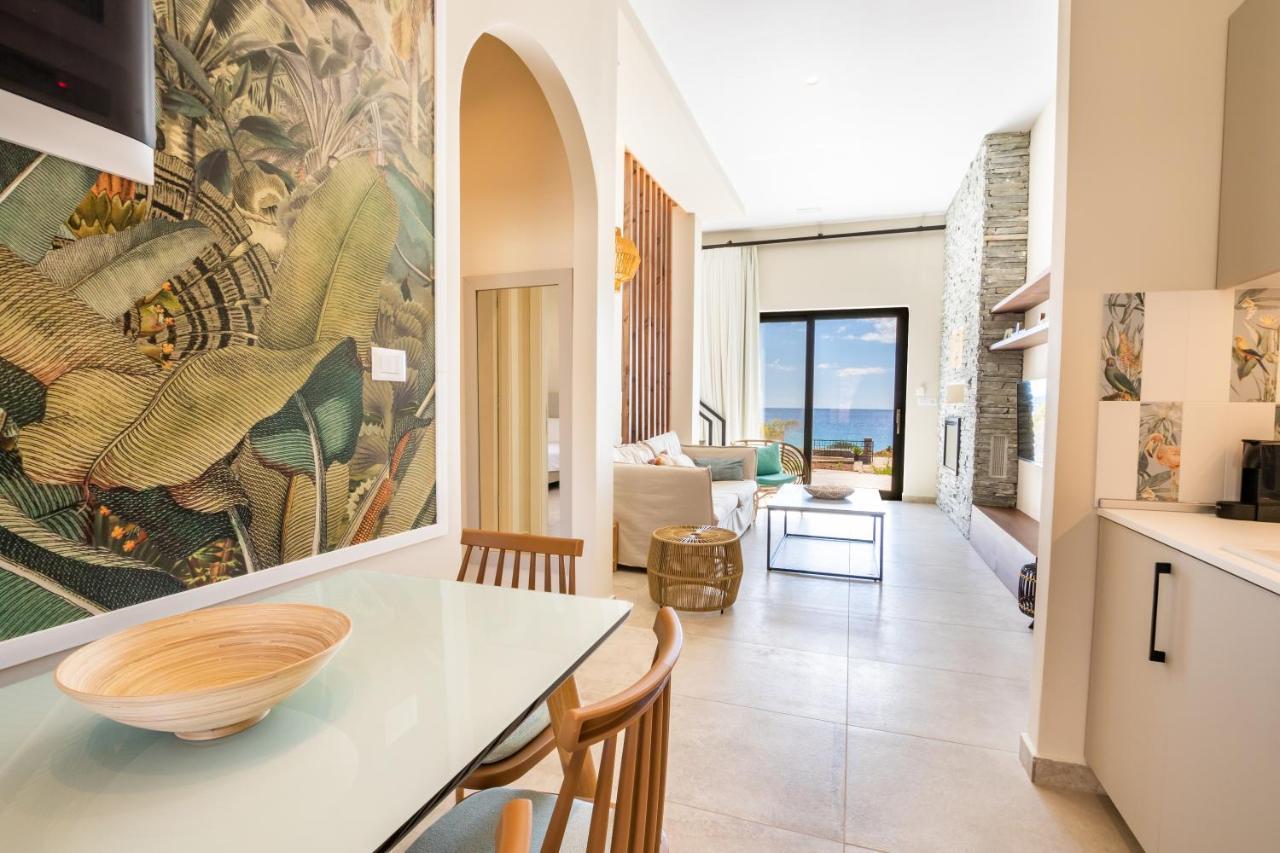 Euphoria Suites Lakki  ภายนอก รูปภาพ
