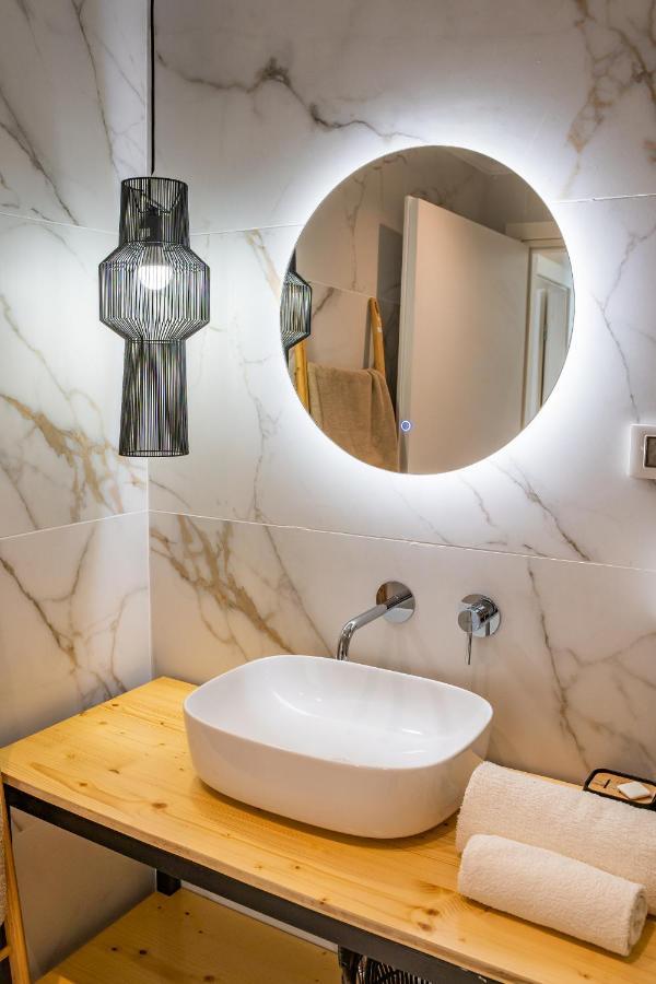 Euphoria Suites Lakki  ภายนอก รูปภาพ