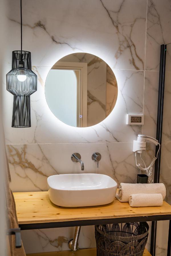 Euphoria Suites Lakki  ภายนอก รูปภาพ